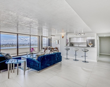 5280 N Ocean Drive - Photo Thumbnail 5