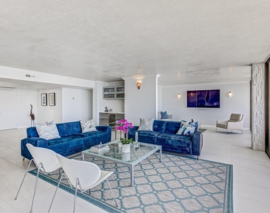 5280 N Ocean Drive - Photo Thumbnail 4
