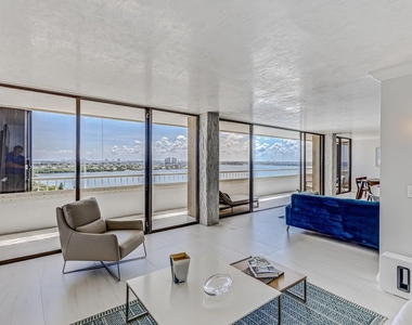 5280 N Ocean Drive - Photo Thumbnail 6