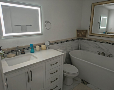 2206 Coolidge Street - Photo Thumbnail 6