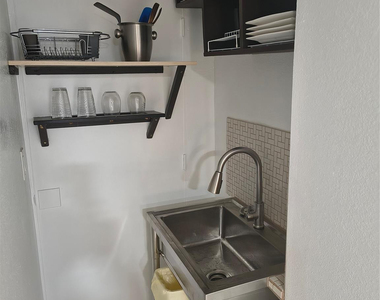 2206 Coolidge Street - Photo Thumbnail 3