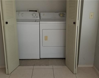 2986 S University Drive - Photo Thumbnail 8