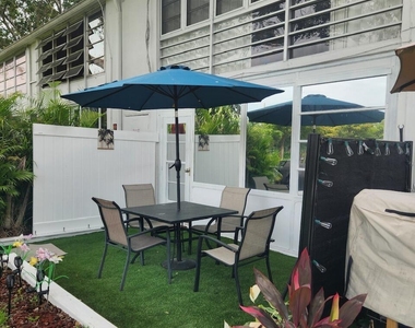 102 E Westbury - Photo Thumbnail 13