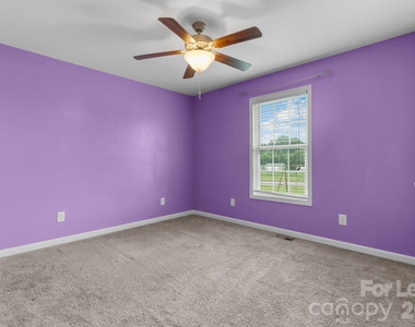 2407 Dellinger Drive - Photo Thumbnail 9