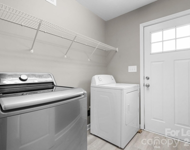 2407 Dellinger Drive - Photo Thumbnail 11