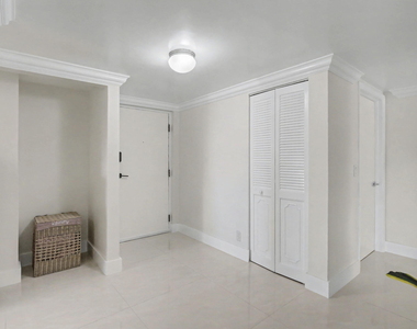 6328 W Longboat Ln W - Photo Thumbnail 11