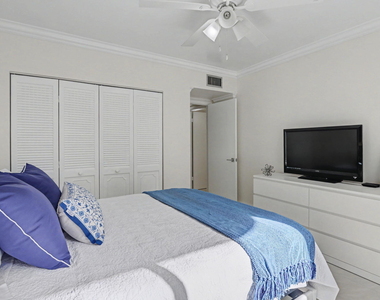 6328 W Longboat Ln W - Photo Thumbnail 8