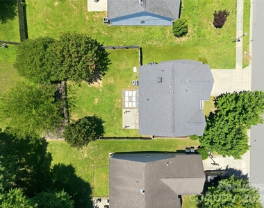 8502 Appledale Drive - Photo Thumbnail 26