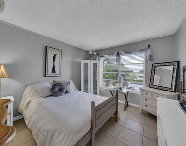 2850 Ne 14th St Causeway - Photo Thumbnail 13