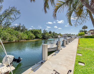 2850 Ne 14th St Causeway - Photo Thumbnail 7