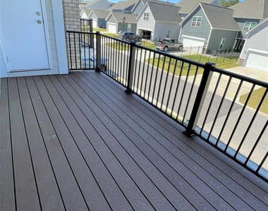 7807 Reunion Row Drive - Photo Thumbnail 10