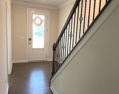 7807 Reunion Row Drive - Photo Thumbnail 5