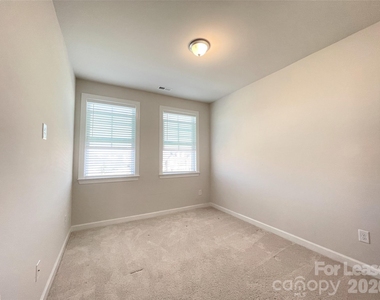 7807 Reunion Row Drive - Photo Thumbnail 13