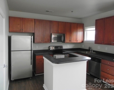 1220 N Caldwell Street - Photo Thumbnail 17