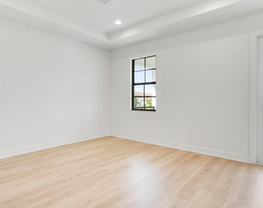 13136 Alton Road - Photo Thumbnail 26