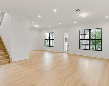 13136 Alton Road - Photo Thumbnail 7