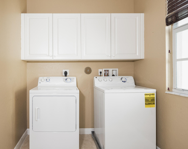 8221 Nw 8th Way - Photo Thumbnail 17