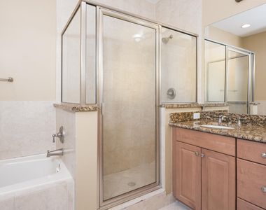 8221 Nw 8th Way - Photo Thumbnail 13