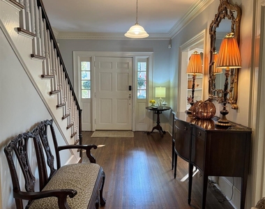 204 Kings Mountain Street - Photo Thumbnail 2