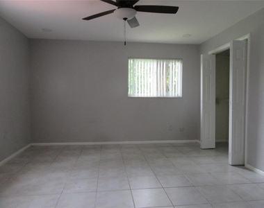 4100 Nw 110th Avenue - Photo Thumbnail 11