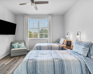 11780 St Andrews Place - Photo Thumbnail 12