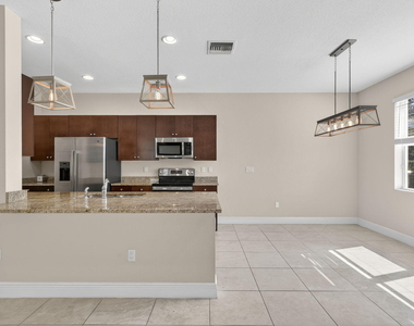 1609 Nw Cataluna Circle - Photo Thumbnail 9