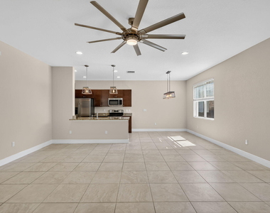1609 Nw Cataluna Circle - Photo Thumbnail 8