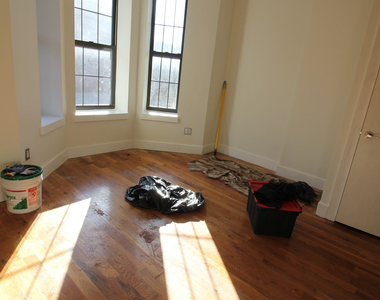 677 Quincy Street - Photo Thumbnail 1