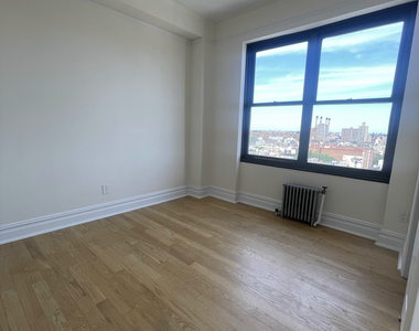 2nd Avenue - Photo Thumbnail 8