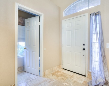 2029 Vista Del Sol - Photo Thumbnail 37
