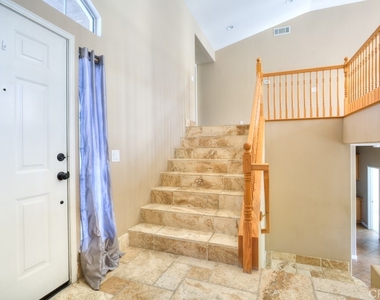 2029 Vista Del Sol - Photo Thumbnail 3