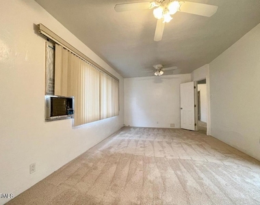 240 N Surfside Drive - Photo Thumbnail 25