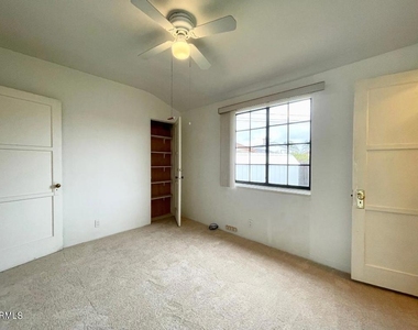240 N Surfside Drive - Photo Thumbnail 18