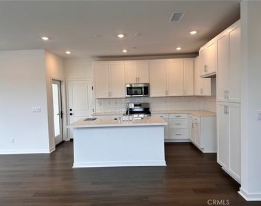4014 Shada Lane - Photo Thumbnail 8