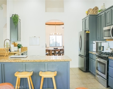 7525 Whitney - Photo Thumbnail 6