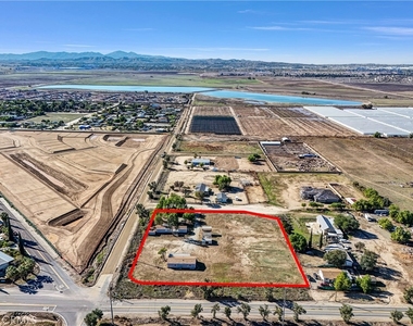 22450 Norris - Front House - Photo Thumbnail 14