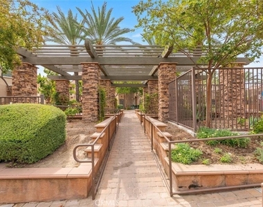31161 Sunflower Way - Photo Thumbnail 16