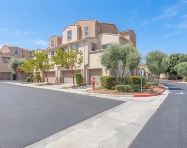31161 Sunflower Way - Photo Thumbnail 25