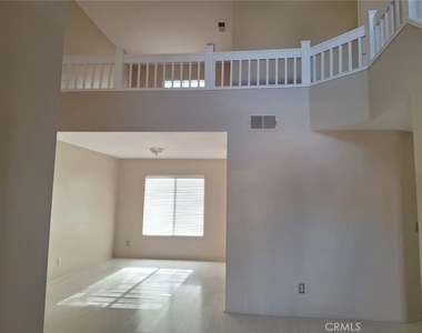 30427 Yosemite Drive - Photo Thumbnail 40