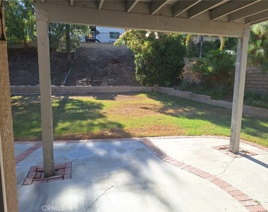 30427 Yosemite Drive - Photo Thumbnail 27