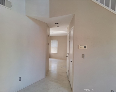 30427 Yosemite Drive - Photo Thumbnail 38
