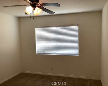 1838 Center Street - Photo Thumbnail 16