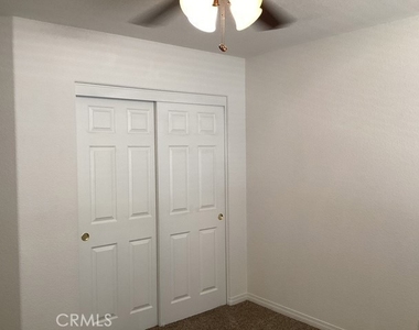 1838 Center Street - Photo Thumbnail 17