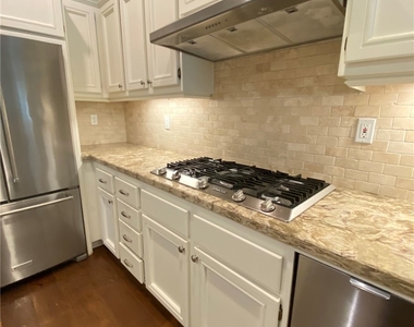2510 Renata Court - Photo Thumbnail 10