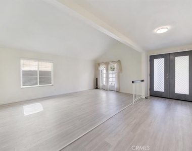 20220 Elkwood Street - Photo Thumbnail 1