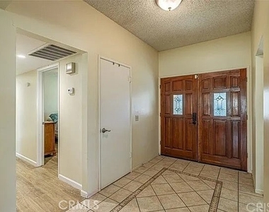 43922 Fenner Avenue - Photo Thumbnail 2