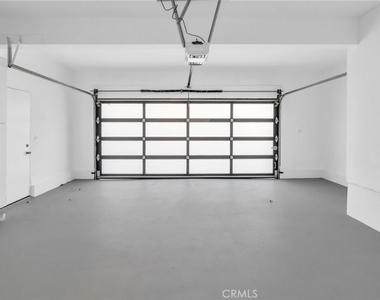 4642 Poe Avenue - Photo Thumbnail 17