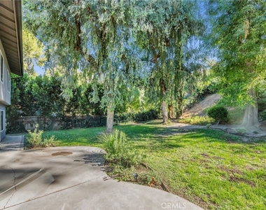 4642 Poe Avenue - Photo Thumbnail 38