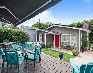 4323 Laurelgrove Avenue - Photo Thumbnail 32