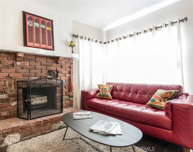 4323 Laurelgrove Avenue - Photo Thumbnail 51